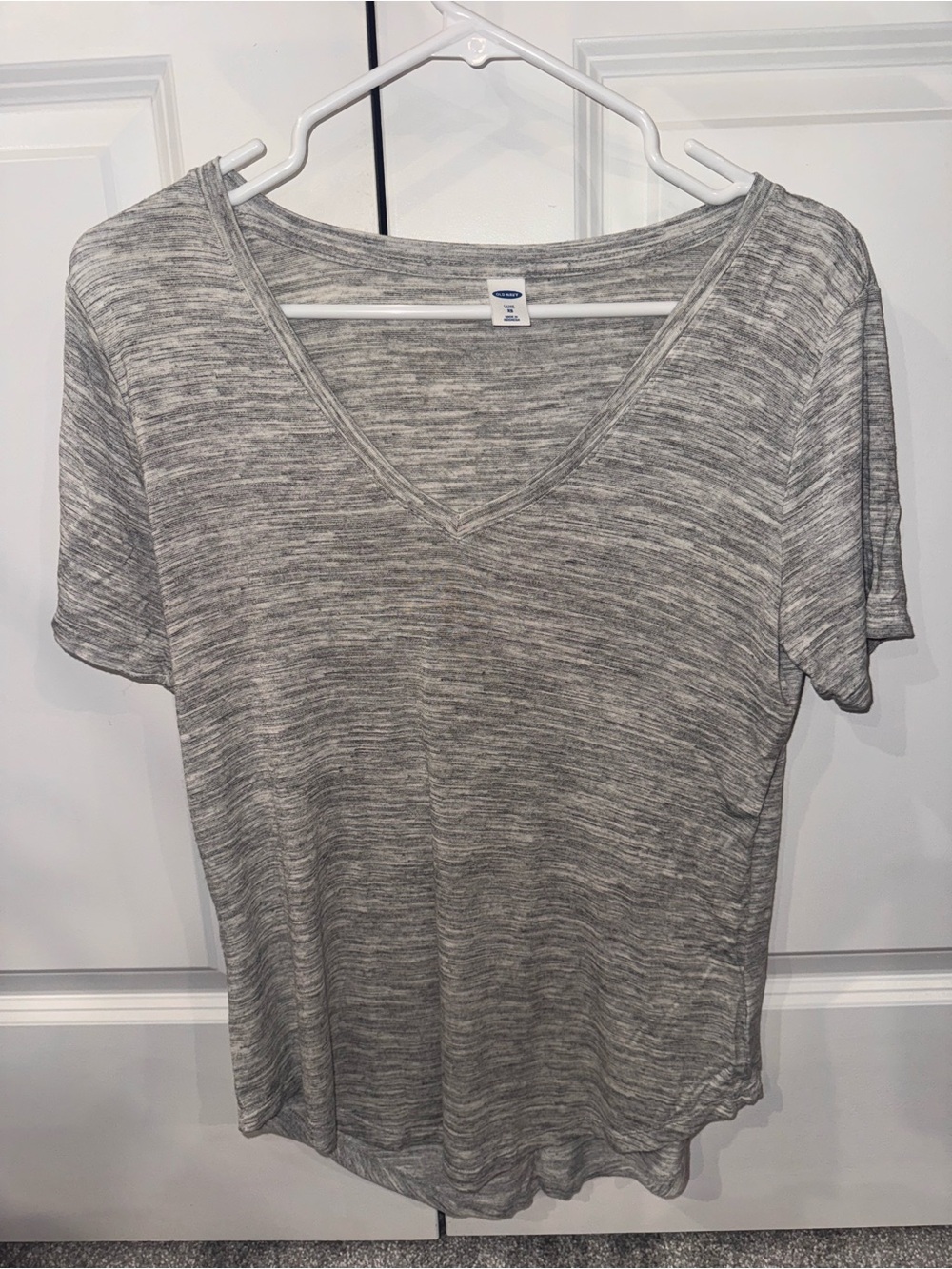Old Navy Heather Gray V-Neck Short Sleeve Top